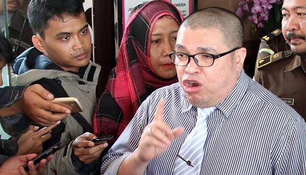 Kuasa hukum keluarga Baharudin, Razman Arif Nasution